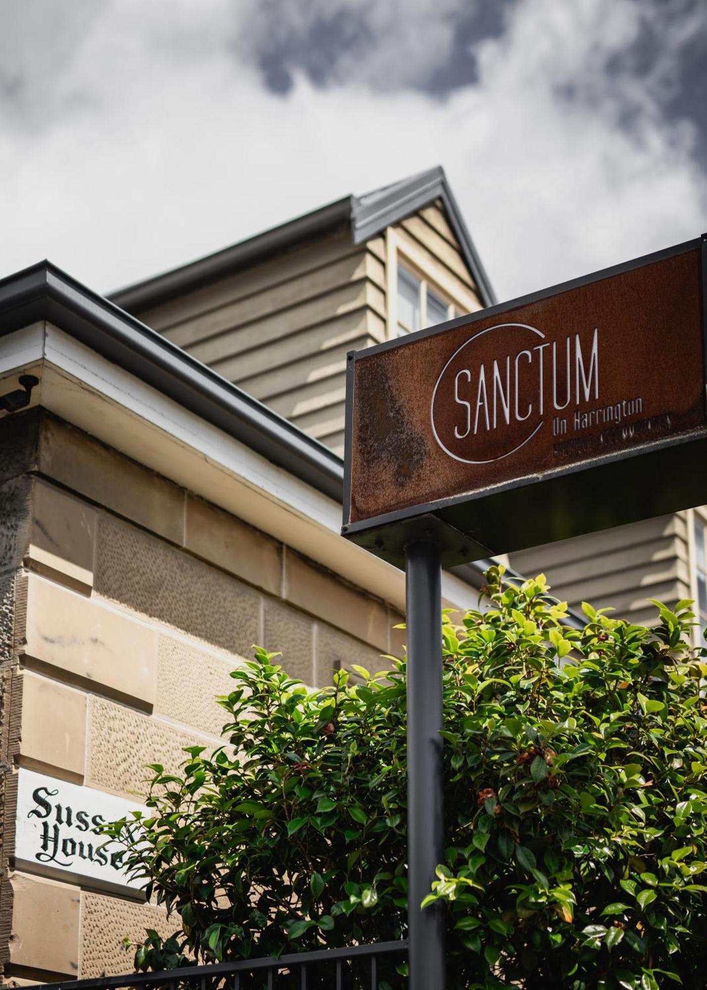 Sanctum Boutique Apartments Гобарт Екстер'єр фото